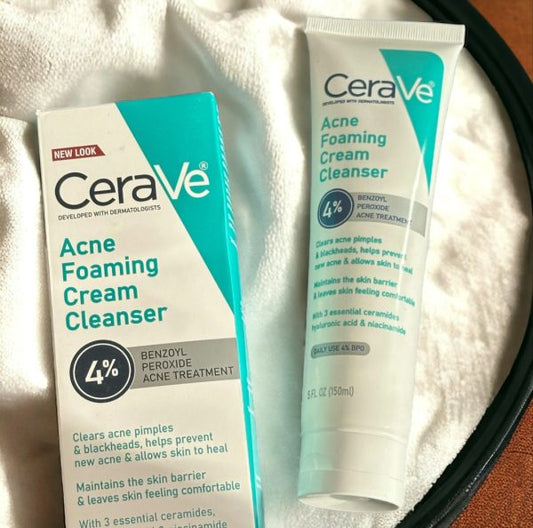 CeraVe - Acne Foaming Cream Cleanser